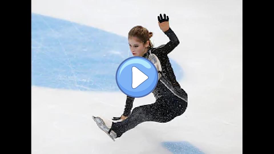 Video thumb: Yulia Lipnitskaya suffered a serious injury.