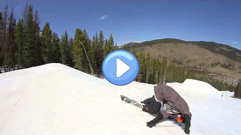 Video thumb: Skier Tears ACL