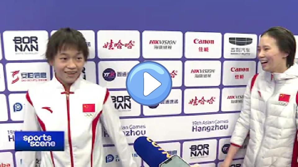 Video thumb: Quan Hongchan tries to avoid mixed zone interview after winning gold | Hangzhou Asian Games | China Diving Team | Quan Hongchan