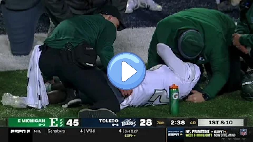 Video thumb: Eastern Michigan DB Kempton Shine Suffers Serious Injury vs. Toledo | 2021 College Football