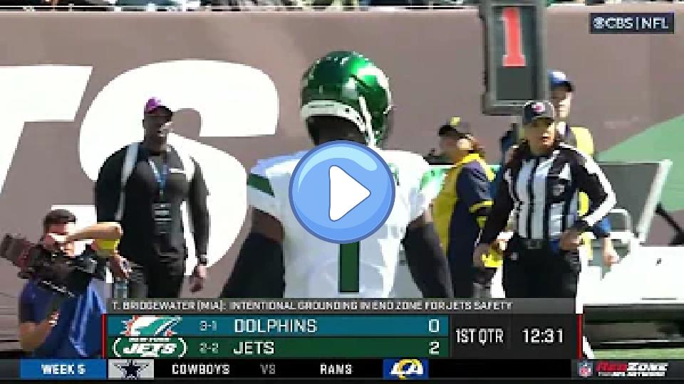 Video thumb: Teddy Bridgewater injured by Jets safety