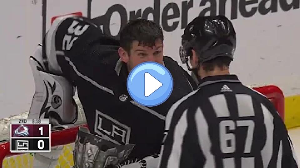 Video thumb: Jonathan Quick Can't Get Referee's Attention After His Mask Comes Undone