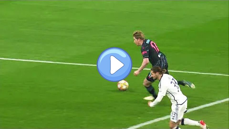 Video thumb: Kevin De Bruyne's Return from Injury is Insane