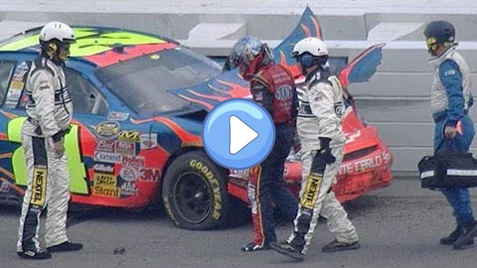 Video thumb: Jeff Gordon crashes hard at Pocono after brake failure