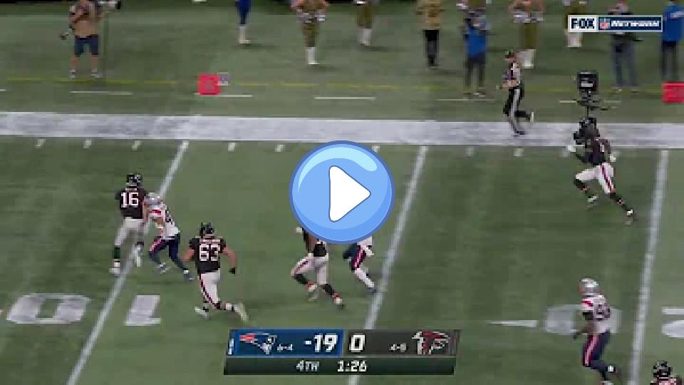 Video thumb: Josh Rosen puts the icing on the cake.