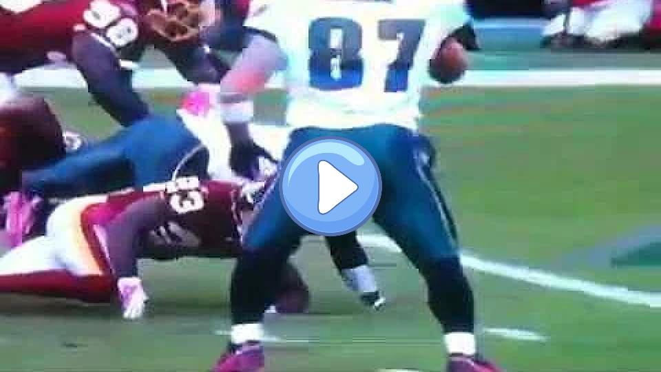 Video thumb: Michael Vick injured against the Redskins