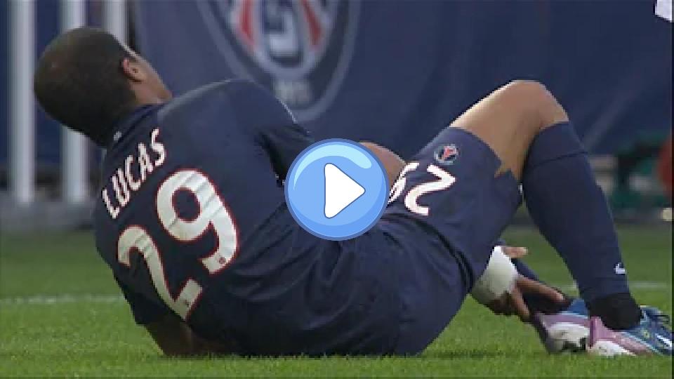 Video thumb: PSG's Lucas injury