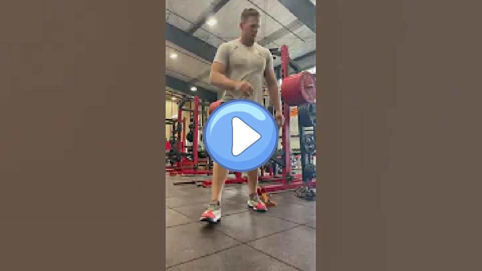 Video thumb: NFL Player J.J. Watt Exposes Fake Weights on Social Media