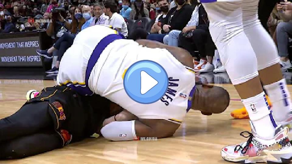 Video thumb: LeBron James and Duncan Robinson fighting for a loose ball. 💪