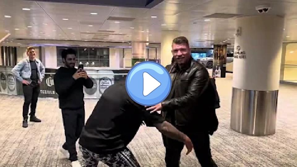 Video thumb: Dillon Danis tries to start with Bisping.