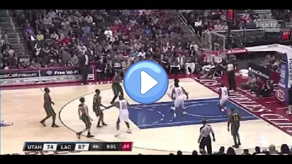 Play video: Al Jefferson's no-turn hook shot Video thumb: Al Jefferson's no-turn hook shot