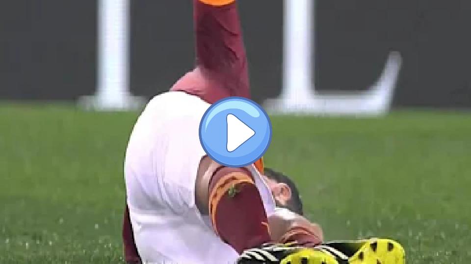 Video thumb: Miralem Pjanic (AS Roma) suffers severe injury against Genoa