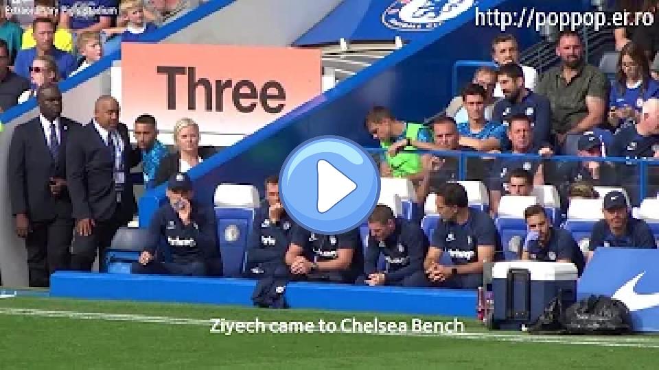 Video thumb: Ziyech suddenly went to the dressing room during the second half. Jorginho followed him and brought him back.