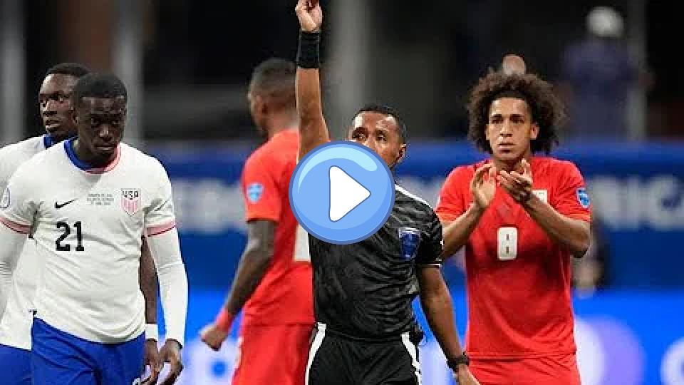 Video thumb: Timothy Weah punched his opponent like a true boxer and got an immediate red card. Panama - USA 2-1