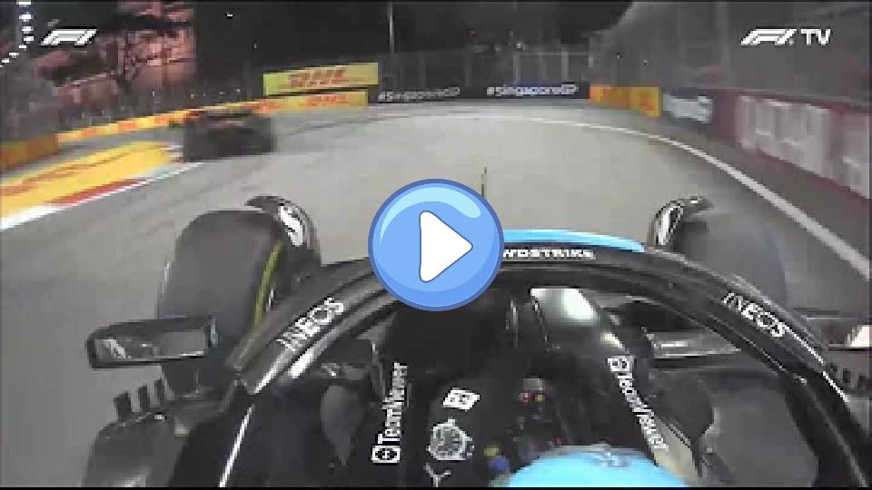 Video thumb: George Russell crashed on the final lap of the 2023 Singapore Grand Prix.