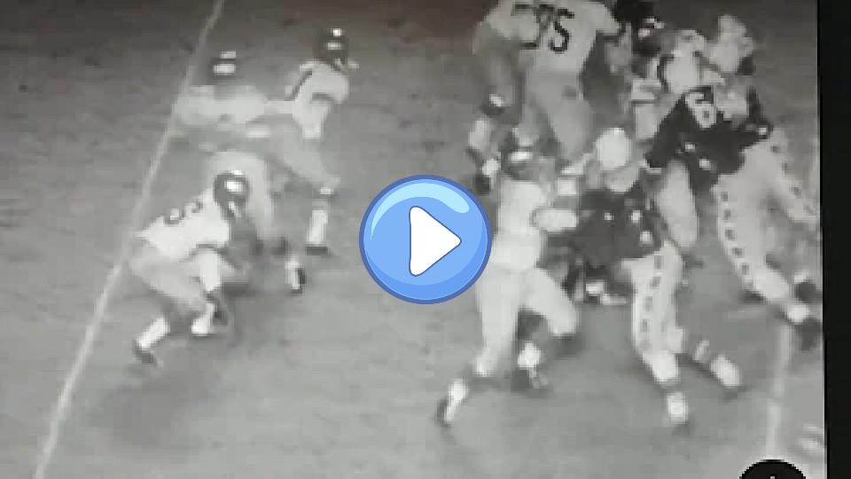 Video thumb: Sonny Jurgensen's Behind-the-Back Pass