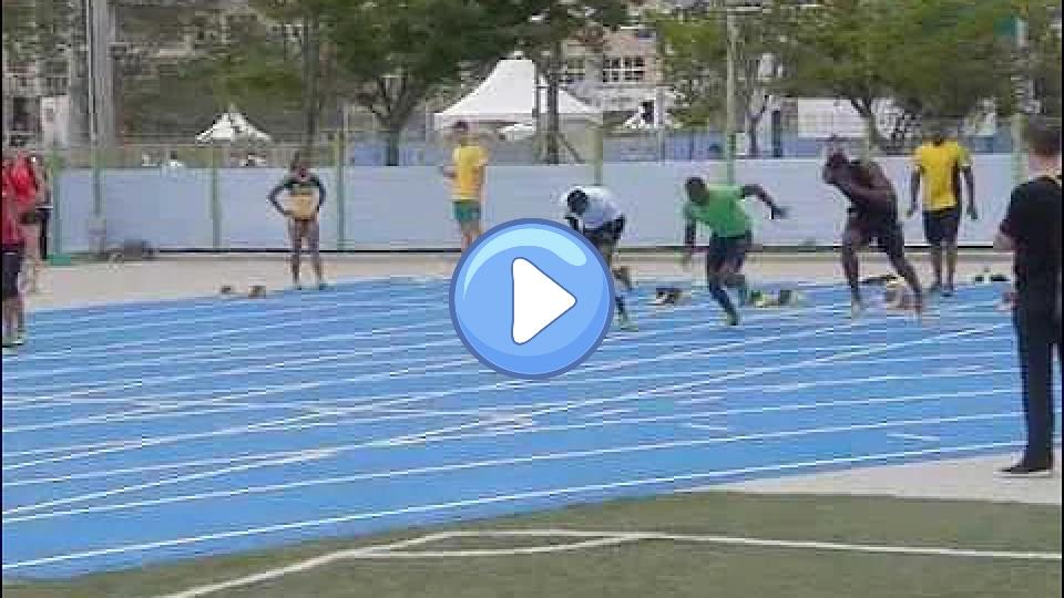Play video: Usain Bolt and Yohan Blake 2011 40m block start in high-quality slow motion. Video thumb: Usain Bolt and Yohan Blake 2011 40m block start in high-quality slow motion.