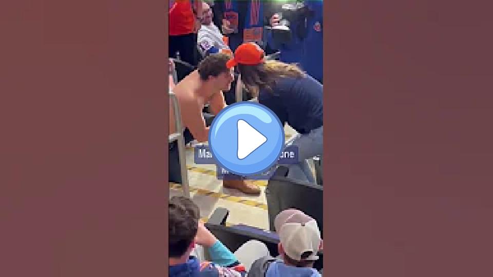 Video thumb: The reaction wasn't what he was hoping for 🥴