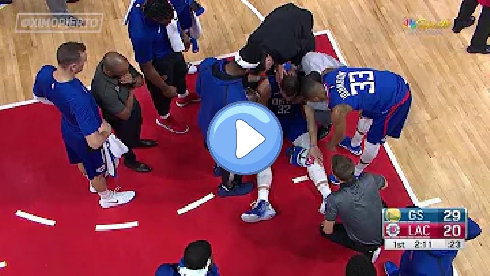 Play video: Blake Griffin Injury - Warriors vs. Clippers - January 6, 2018 - 2017-18 NBA Season Video thumb: Blake Griffin Injury - Warriors vs. Clippers - January 6, 2018 - 2017-18 NBA Season