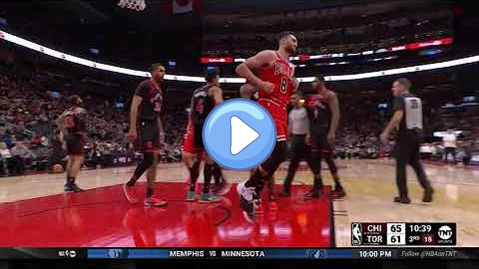 Video thumb: Zach LaVine rolls his right ankle in Toronto, has to return to the locker room.