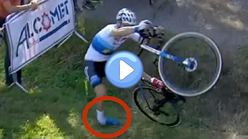 Video thumb: Mathieu van der Poel Sprains Ankle in Crash at Brico Cross Lokeren