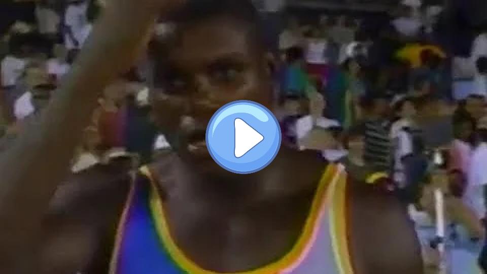 Video thumb: Men's 100m Final - 1996 U.S. Olympic Trials: Carl Lewis Loses Due to Injury, Finishes 8th Place with a Time of 10.21.