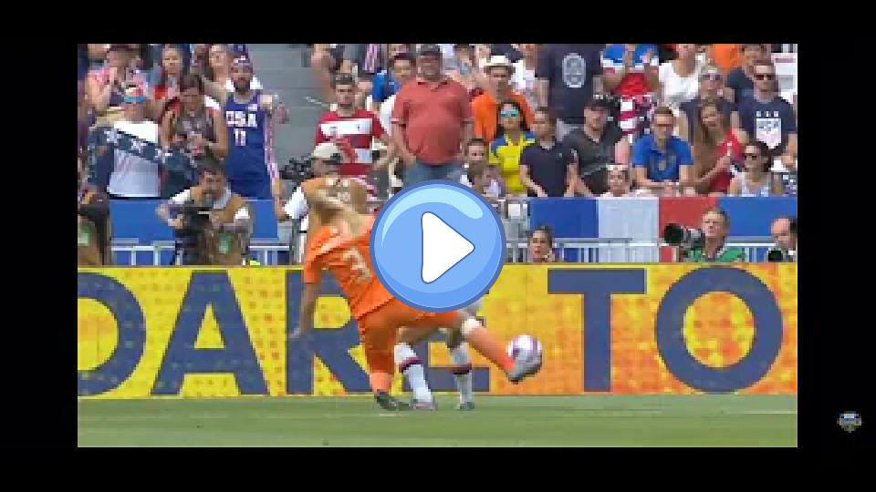 Video thumb: Alex Morgan sustained a knee injury during the 2019 FIFA Women's World Cup, but she continued to play throughout the tournament, contributing significantly to the U.S. Women's National Team's victory.