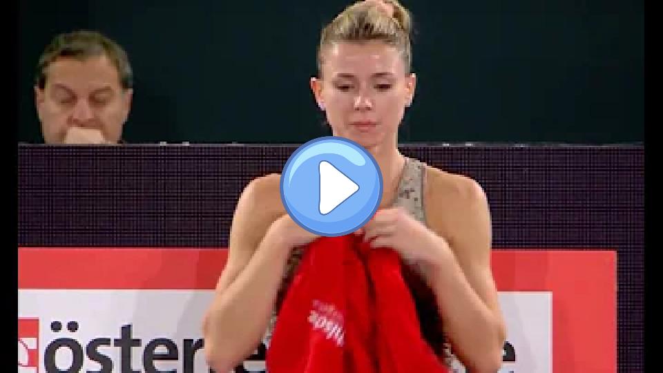 Video thumb: Camila Giorgi Fakes Injuries? Live WTA Tennis Coverage