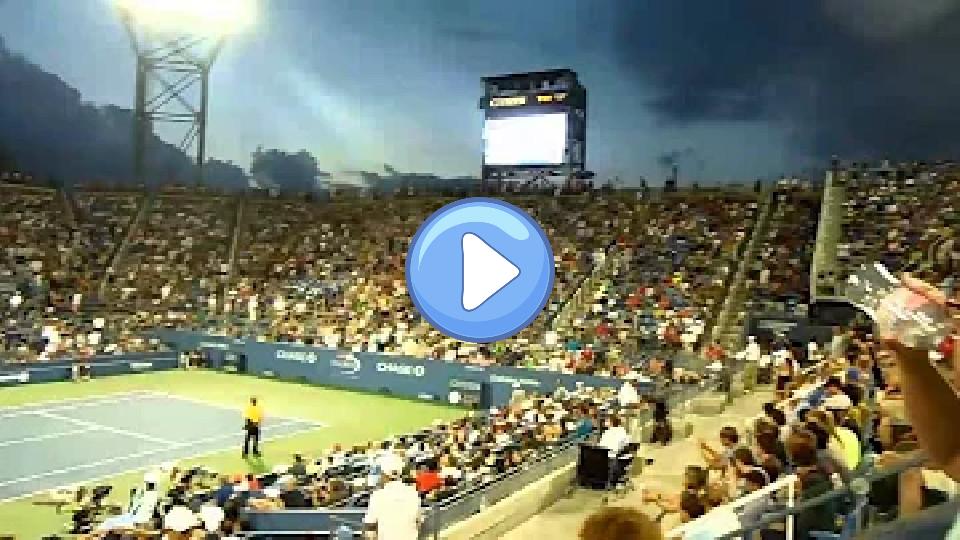 Video thumb: US Open Tennis Fans Do the Wave: Wawrinka Defeats Robredo