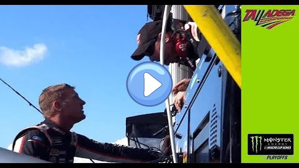 Video thumb: Clint Bowyer Confronts Pit Crew After Crash