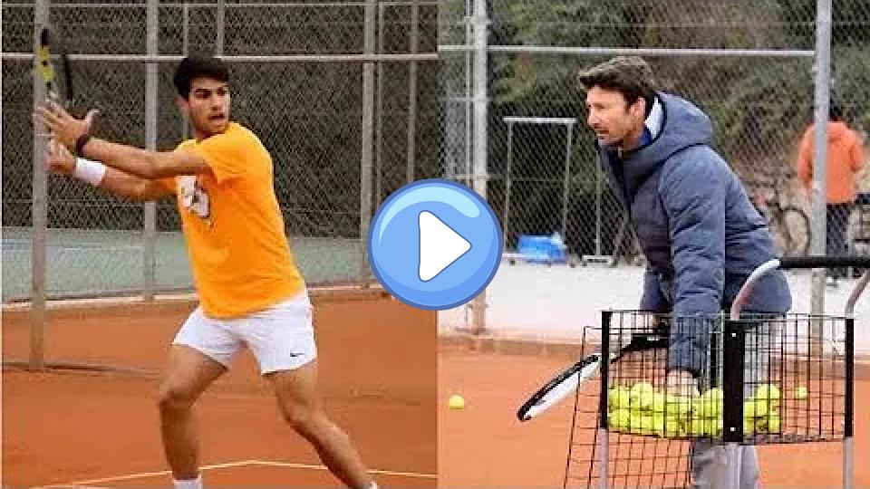 Video thumb: Carlos Alcaraz returns to training with coach Juan Carlos Ferrero after recovering from an injury.