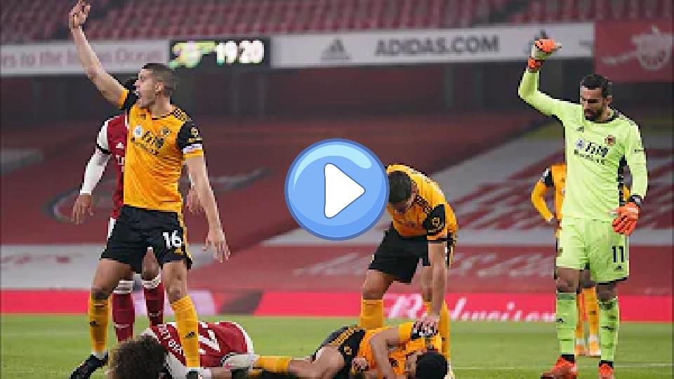 Video thumb: Jimenez's brutal head clash