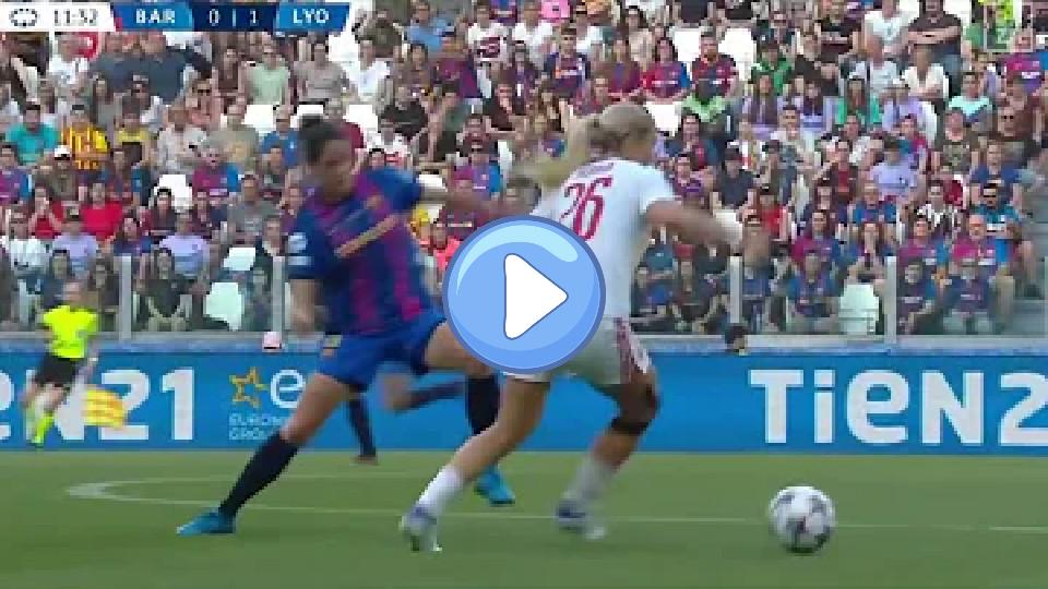 Video thumb: Ellie Carpenter's injury, which appeared severe, turned out to be an ACL injury.