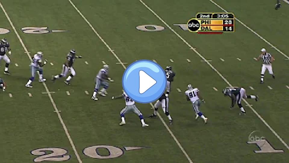 Video thumb: Donovan McNabb's Unbelievable Scramble & Throw vs the Cowboys (HD) - 2004 Week 10