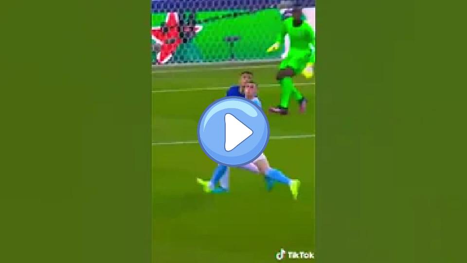 Video thumb: Thiago Silva's Injury