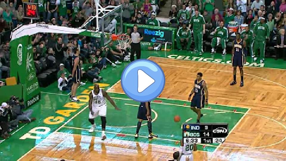Video thumb: Boston cheers as Shaq finishes the Celtics fast break