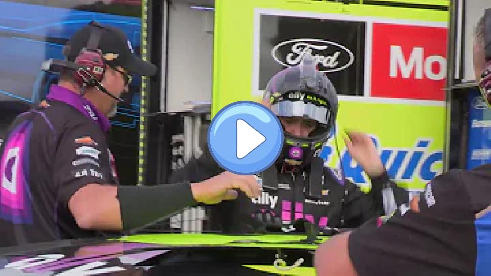 Video thumb: Raw footage of Jimmie Johnson exiting his car after a wreck: Monster Energy Series at Indianapolis