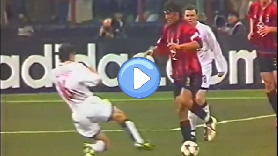 Video thumb: Roy Keane attempts to tackle Maldini aggressively.