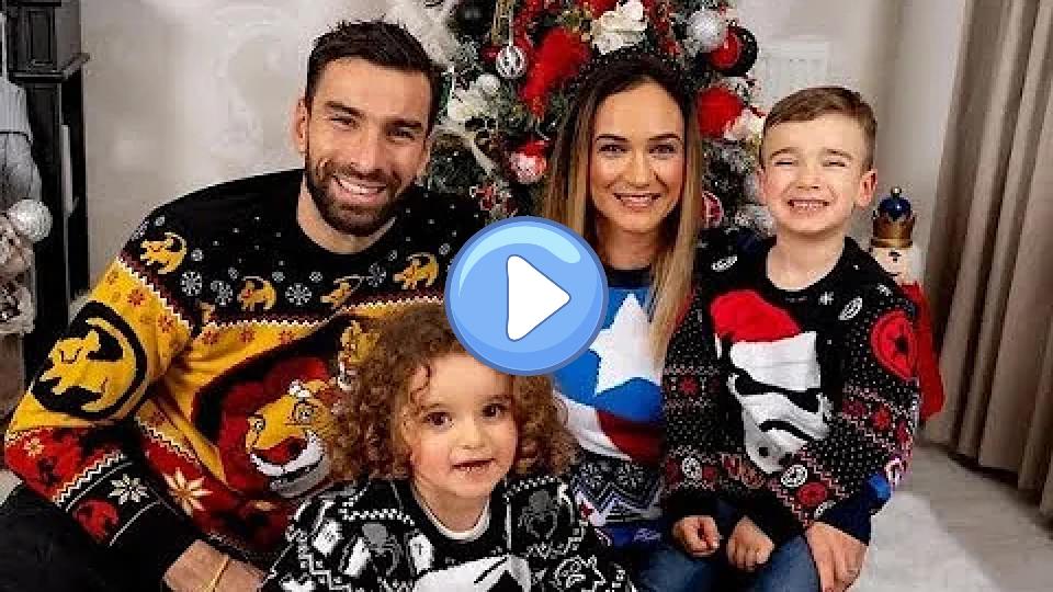 Video thumb: Wolves' goalkeeper Rui Patricio suffers a concerning head injury against Liverpool.