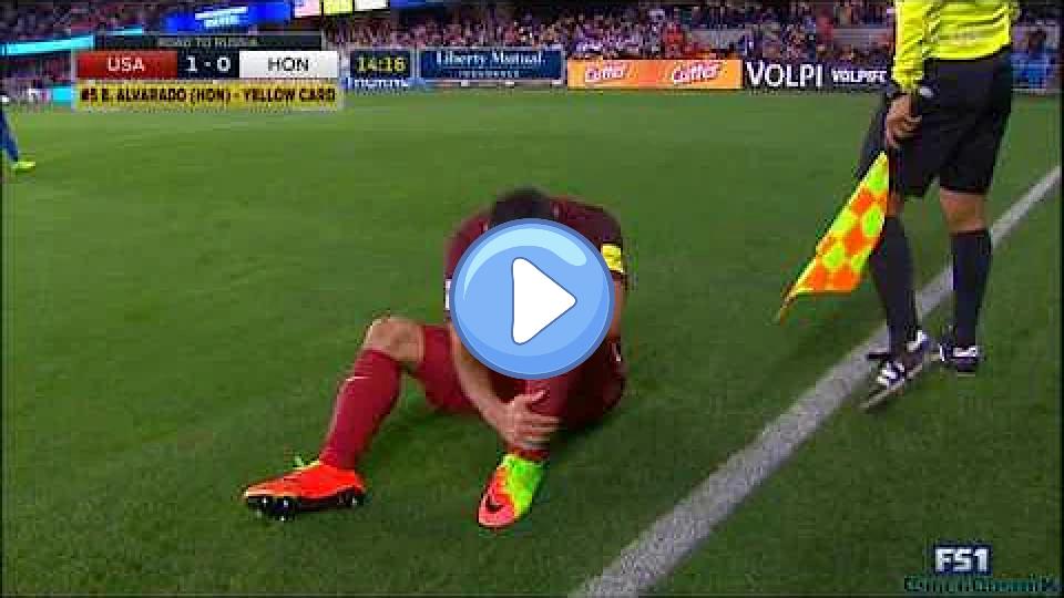 Video thumb: Sebastian Lletget injured by Ever Alvarado on March 24, 2017, during the CONCACAF Hex Qualifier between Honduras and USA.