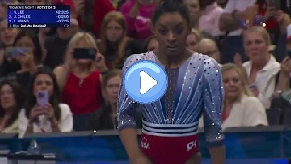 Video thumb: Simone Biles shines on floor during Night 1 of the U.S. Olympic Gymnastics Trials