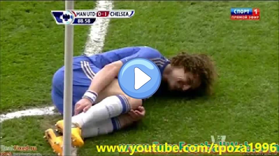 Video thumb: David Luiz had a funny moment when he laughed after taking a dive.