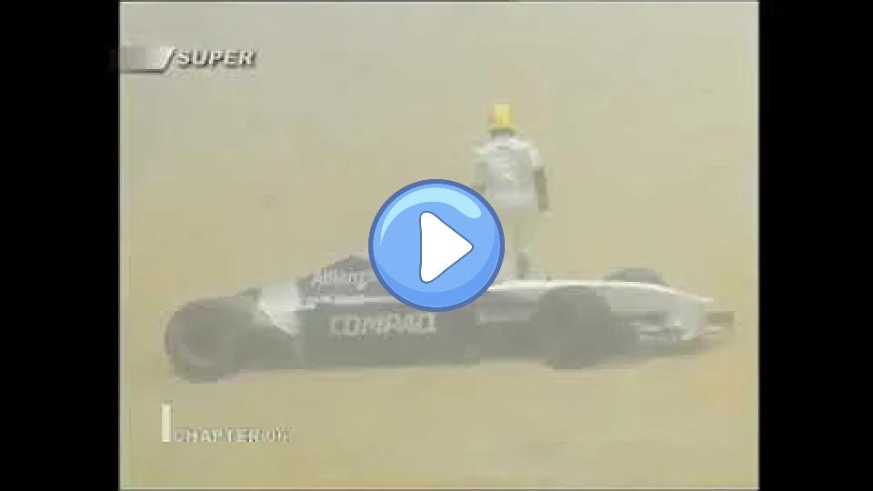 Video thumb: Jacques Villeneuve and Ralf Schumacher crash - 2001 Melbourne