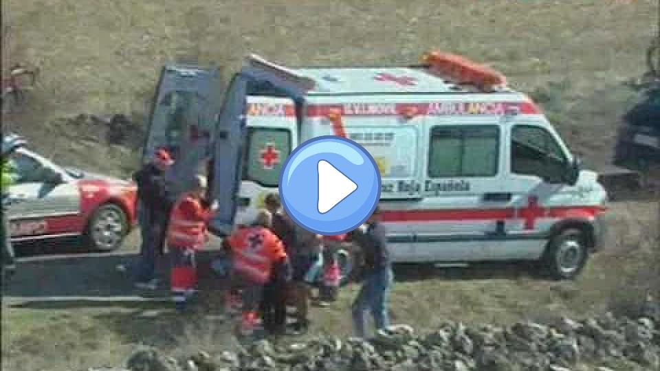 Play video: Lance Armstrong's collarbone injury Video thumb: Lance Armstrong's collarbone injury