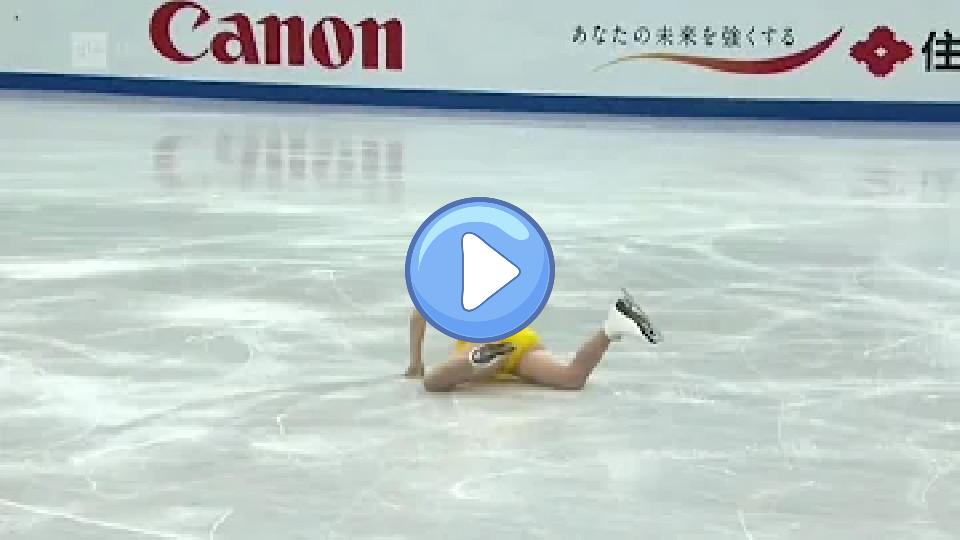 Video thumb: Ashley Wagner falls on her butt, then belly flops.