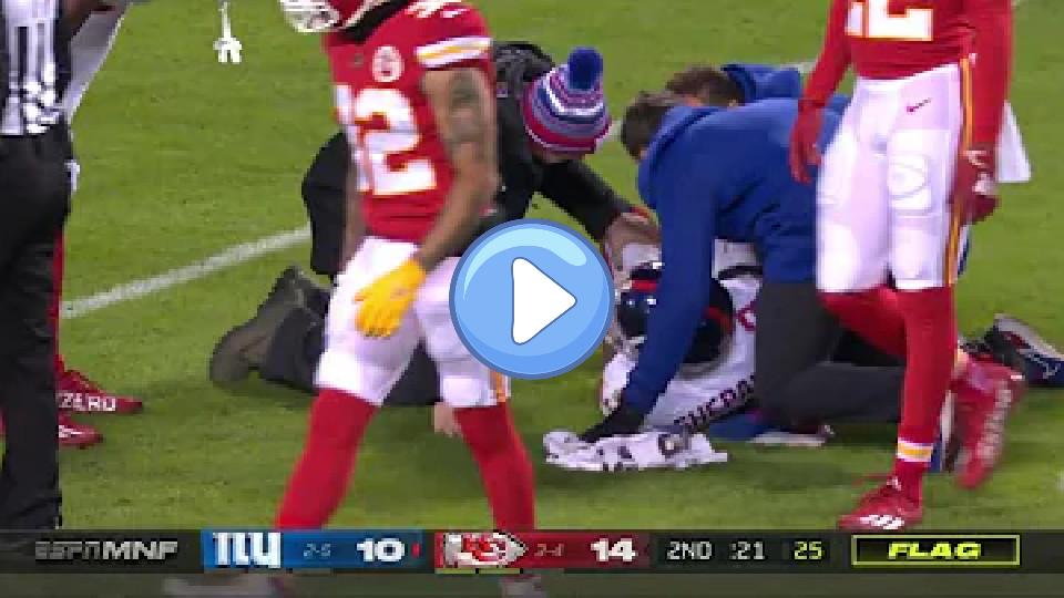 Video thumb: Sterling Shepard Injury vs. Chiefs