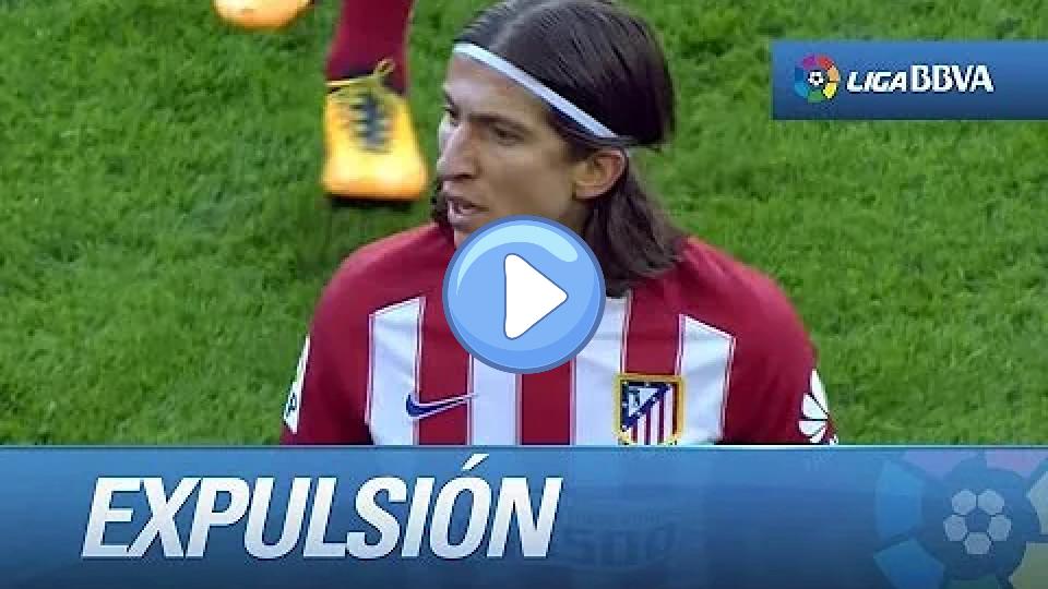 Video thumb: Expulsion of Filipe Luis for a tackle on Messi