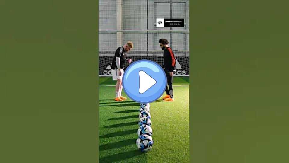 Video thumb: Mo Salah is incredibly fast.