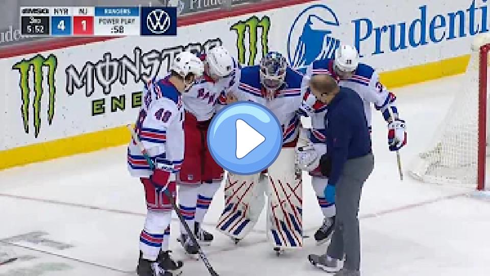 Video thumb: Igor Shesterkin Helped Off the Ice