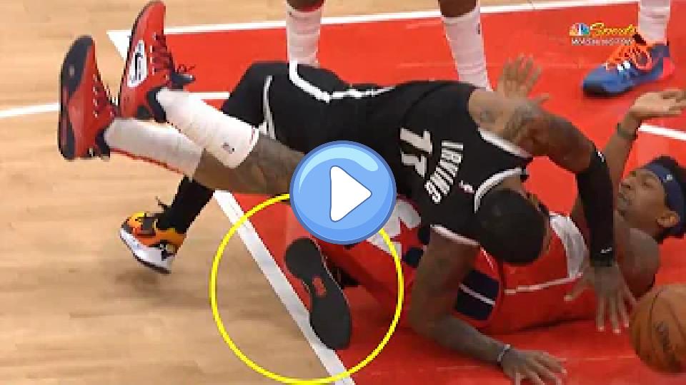 Video thumb: Kyrie Irving Suffers Knee Injury | Nets vs. Wizards